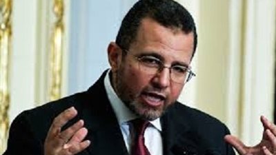 القبض علي هشام قنديل في بنزينة الجيش ..والبيلي وفرحات اثناء هروبهم للسودان