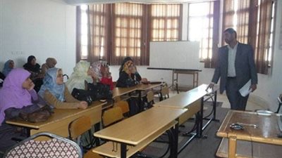 دورة تدريبية للمعلمين على القرائية بمدارس المصرية للغات