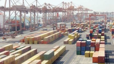 ضبط حاويات أسلحة وذخيرة حية قادمة من تركيا