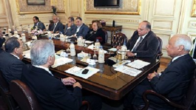 الببلاوي.. تطبيق الحد الاقصي للاجور 1يناير علي جميع العاملين بالدولة