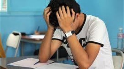 الأسئلة في مستوى الطالب العادي بإعدادية الشرقية