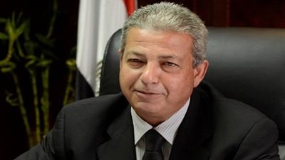 وزير الشباب يتفقد ميدان التحرير لمتابعة التجهيزات الجارية للاحتفال بالثورة
