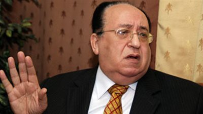 نائب رئيس جامعة القاهرة الاسبق  :من حقي الترشح للرئاسة مع احترامي للسيسي