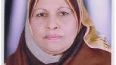 دهان اسوار مدارس أخميم لإزالة  العبارات المسيئة للجيش