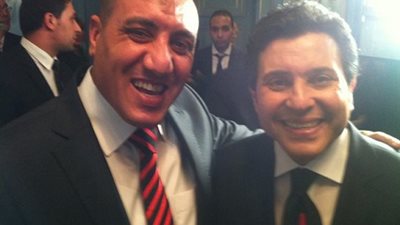 بالفيديو..اغنية (شعب واحد) اهداء من هاني شاكر للشعب الاماراتي الشقيق