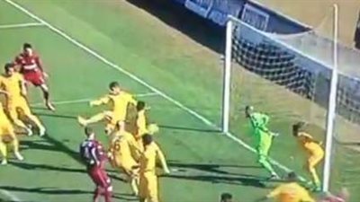 بالفيديو .. هدف مثير للسخرية في الدوري التركي