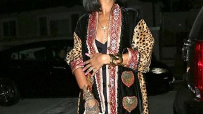 بعد طردها من مسجد الشيخ زايد.. 