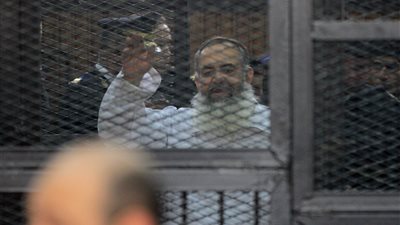 الجنايات توقف محاكمة 