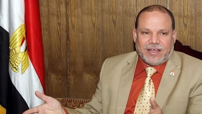 بعد (سبه ) مدرس كيمياء ..تغريم نقيب المعلمين ومديرة مدرسة 10 الاف جنيه