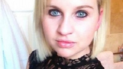 فصل معلمة بتهمة  ممارسة الجنس مع طالب