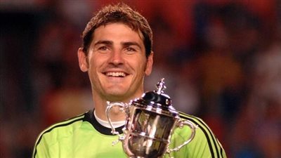 الجميع يؤكدون:كاسياس افضل حارس فى العالم