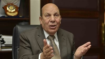 لبيب يطالب بالانتهاء من صيانة المدارس وإزالة القمامة حولها وتوفير الوجبة المدرسية