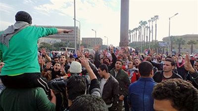 الامن الاداري يكثف من تواجده علي مداخل ومخارج جامعة القاهرة