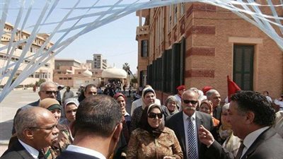 المدارس القومية تشارك بمهرجان 