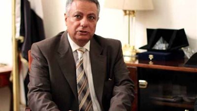 ابو النصر يطالب بتوفير معامل حاسب آلي بجميع المدارس على مستوى الجمهورية