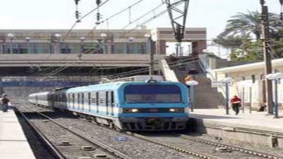 عودة حركة المترو بمحطتي جامعة حلوان والقاهرة عقب تعطيلها من قبل طلاب 