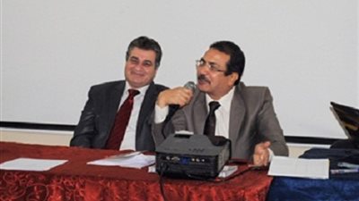 تمرد المنيا .. مدحت يتحدي الوزير ويؤجل التعيينات الجديدة لاجل غير مسمي