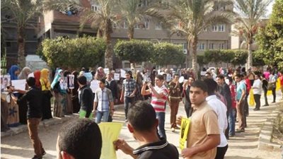 طلاب الإخوان بأزهر الدقهلية ينظمون مسيرة تجوب الجامعة