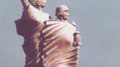 قومى المرأة يتوجه يدعو طلاب المدارس بأسيوط إلى لغرس قيم التسامح والتآخى ونبذ العنف