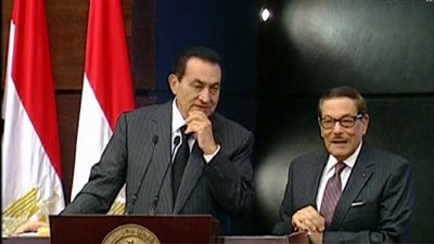 بالفيديو ..صفوت الشريف سجل فيلما جنسيا للرئيس حسني مبارك