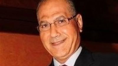 رئيس الإذاعة المصرية  يوافق على انشاء استوديو إذاعى  بجامعة سوهاج ..وتدريب طلاب الإعلام  بالإذاعة