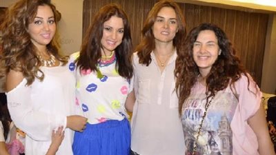 الظهور الأول لدنيا سمير غانم بعد إنجابها 