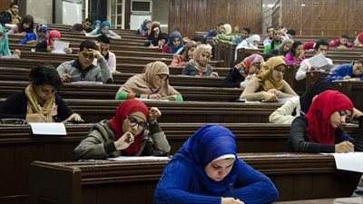 مولوتوف ومطاوي بجوارمبني الامتحانات..و28 حالة غش  في جامعة عين شمس حتي الان