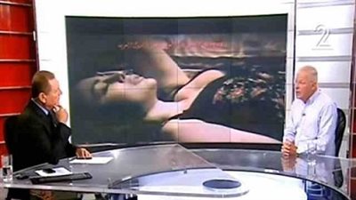 اعلامي يهودي يسخر و  من هيفاء ويتهكم عليها..والفنانة تلتزم الصمت !!