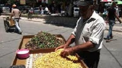 إصابة 36 شخصا بتسمم غذائى عقب تناولهم ترمس من بائع متجول بسوهاج