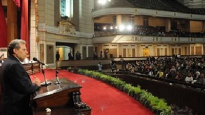 آداب القاهرة تحتفل بتخريج الدفعة 85