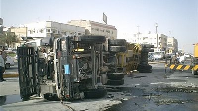 انقلاب سيارة فنطاس محملة 