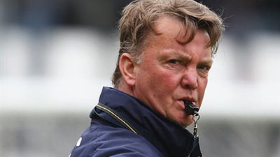 مانشستر يونايتد يعلن تعيين لويس فان جال مدير فنيا للفريق الموسم المقبل