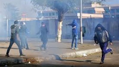 عودة القتل في جامعة القاهرة..وفاة طالب  إثر اشتباكات مع الشرطة