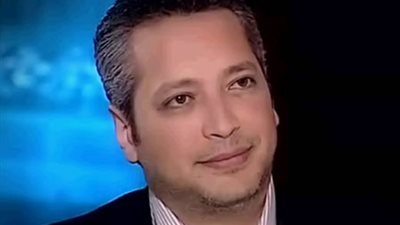 تامر أمين يرقص على أنغام 