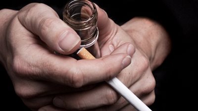 مصرع شخص إثر جرعة زائدة بالإسكندرية وحبس 6 عاملين بالتعليم لتعاطيهم مخدرات داخلمدرسة بالشرقية