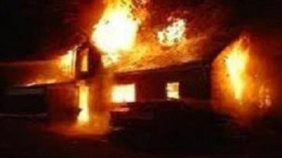 حريق في المنيا يوقف التصويت في 4 لجان