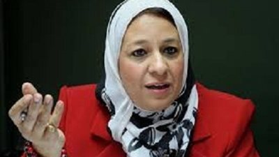 رئيسة التنظيم والادارة في حوار صريح  عن أزمة الحد الأدني والاقصي ..والتعيينات والمعاشات