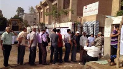 محافظ الشرقية يكتشف كوارث داخل اللجان بالمدارس والنقل والخصم عقاب فوري