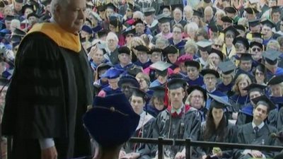 جامعة بيل تمنح الدكتور زويل الدكتوراة الفخرية  تقديرا لاسهاماته