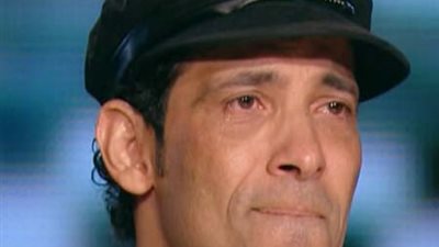 سعد الصغير يسلم طبنجة عثر عليها بسيارة أجرة في بورسعيد