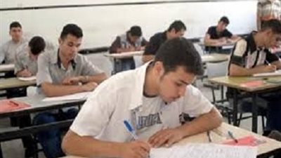 الجيزة : اتخاذ الاجراءات اللازمة لتفادي انقطاعات الكهرباء اثناء امتحانات الثانوية