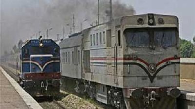 استئناف حركة القطارات بالمنيا بعد توقفها بسبب ماس كهربائي في إحدى العربات