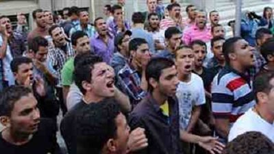 مظاهرة طلابية أمام وزارة التعليم 