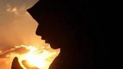 بولندية تعلن إسلامها  في الغردقة بعد صلاة الجمعة