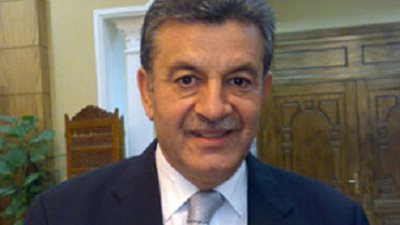 موظفة بجامعة بنها تضرب عن الطعام بسبب  تعنت رئيس الجامعة لحساب موظفة في الجهاز المركزي للمحاسبات