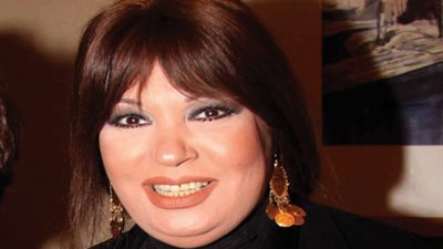 فيفي عبده تنهار من الرعب في 