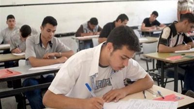 محافظ قنا يحدد الحد الادني للقبول بمراحل التعليم الثانوي العام والفني