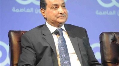 بالفيديو ..الامين يلحق بالسيسى ويتبرع بنصف ممتلكاته لمصر