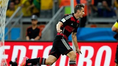 الماكينات الالمانية تسحق السامبا البرازيلية 7/1