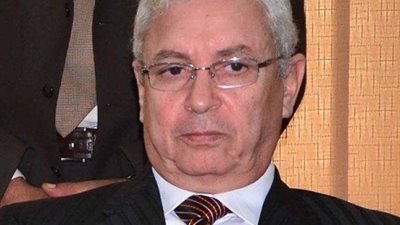 وزير التعليم العالي يلتقي موظفي الجامعات لحل مشاكلهم